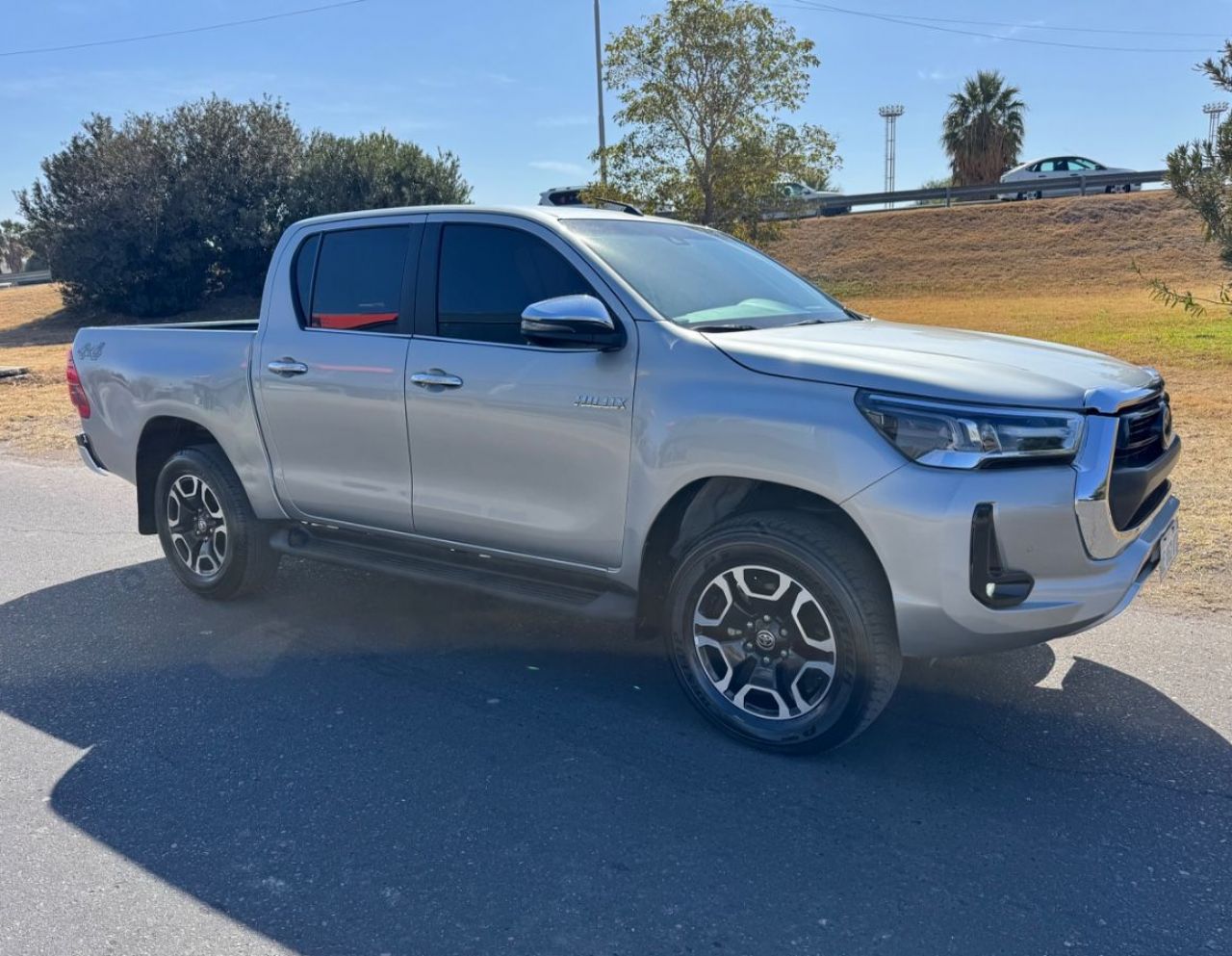 Toyota Hilux Usada Financiado en San Juan, deRuedas