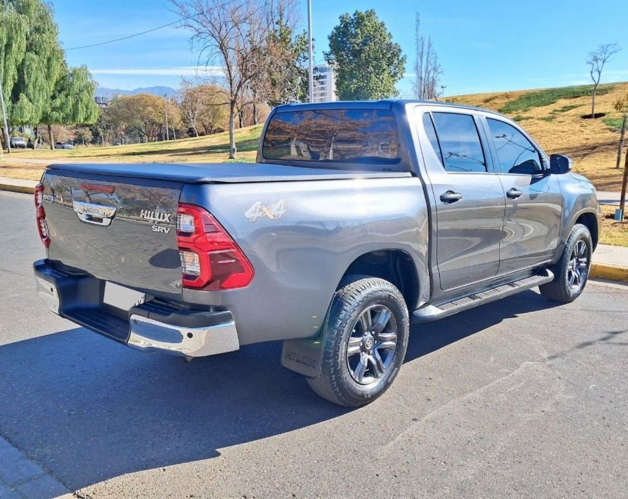 Toyota Hilux Usada Financiado en Mendoza, deRuedas