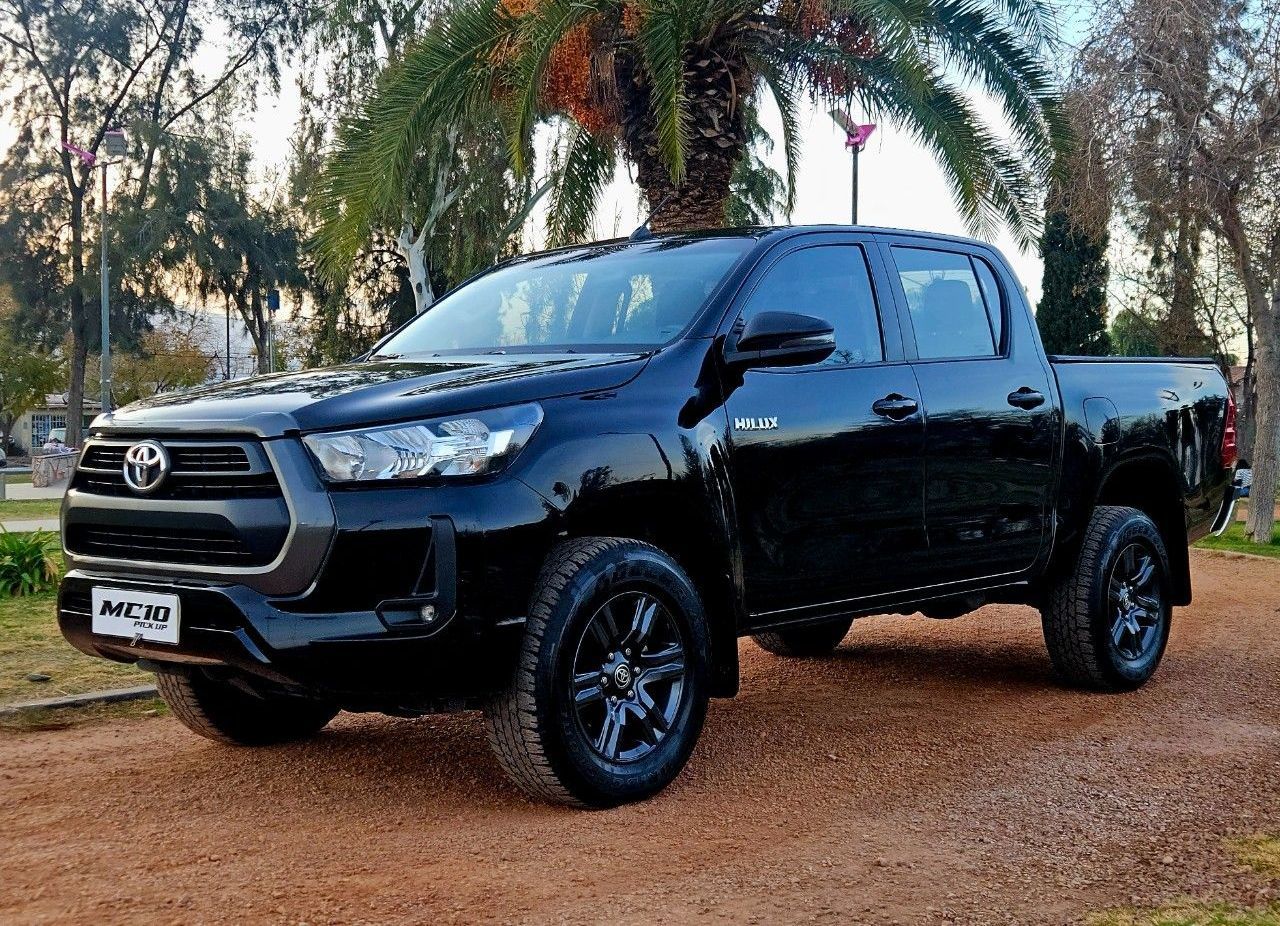 Toyota Hilux Usada Financiado en Mendoza, deRuedas