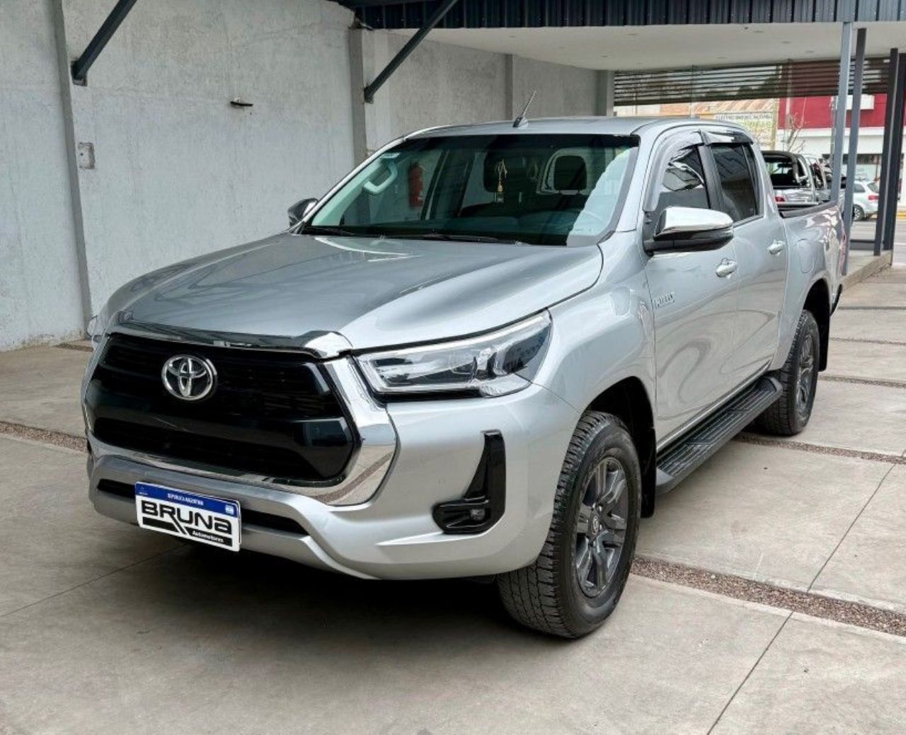 Toyota Hilux Usada Financiado en Mendoza, deRuedas