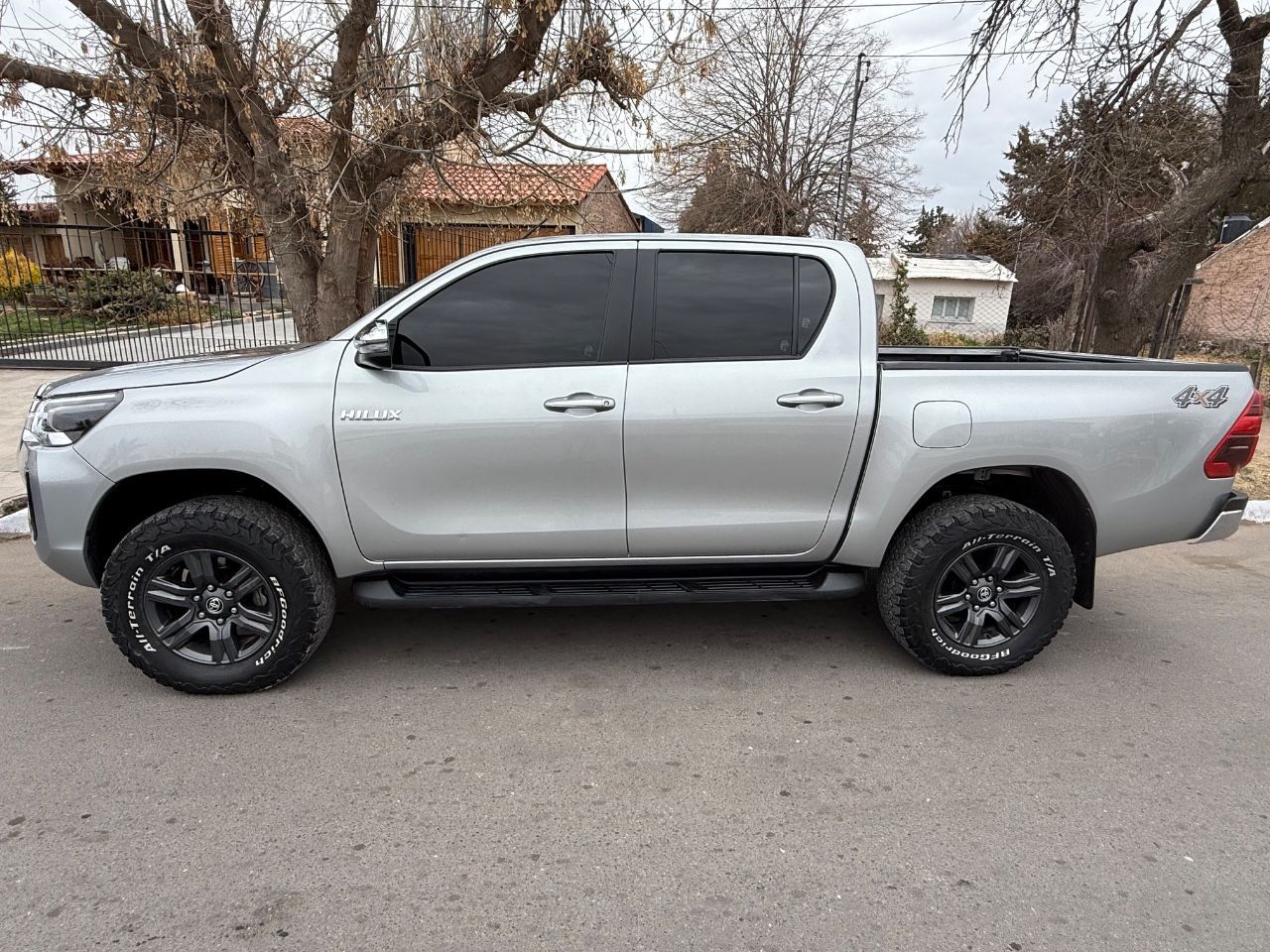 Toyota Hilux Usada en Mendoza, deRuedas
