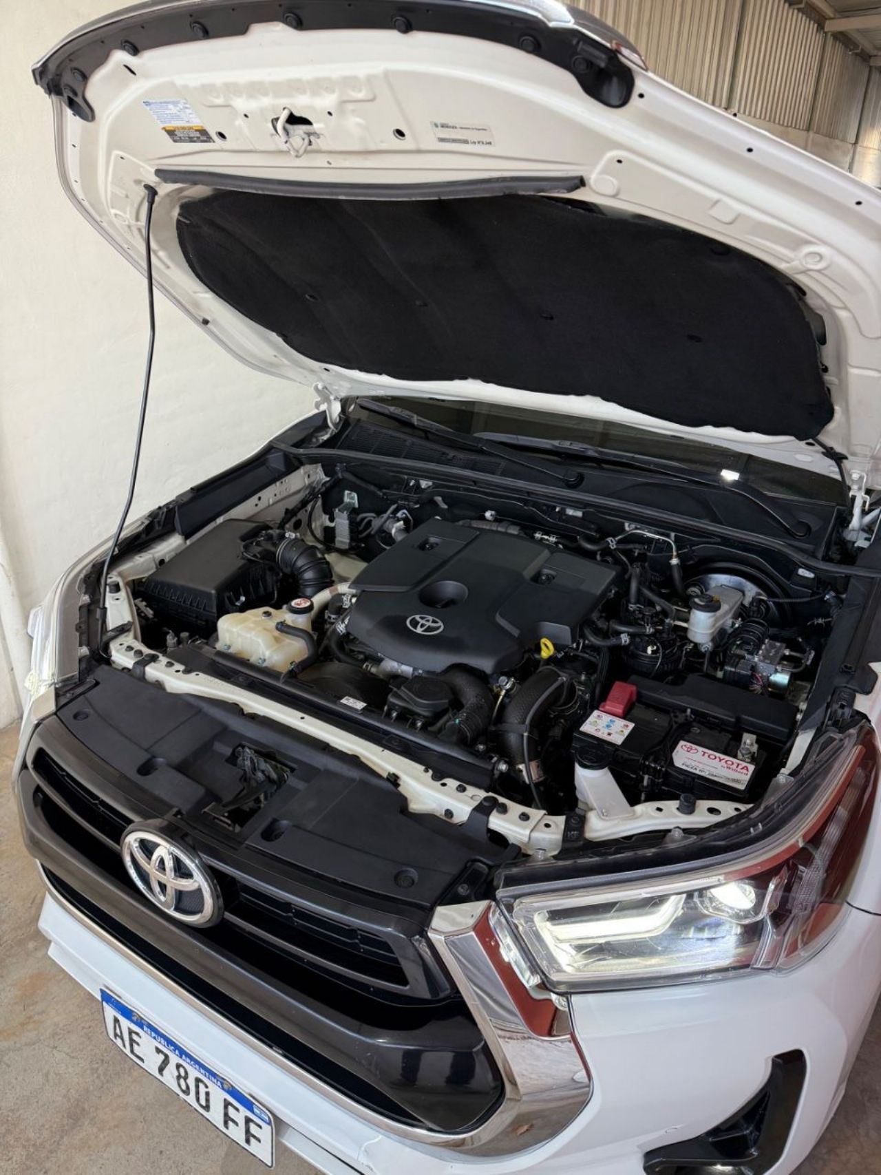 Toyota Hilux Usada Financiado en Mendoza, deRuedas