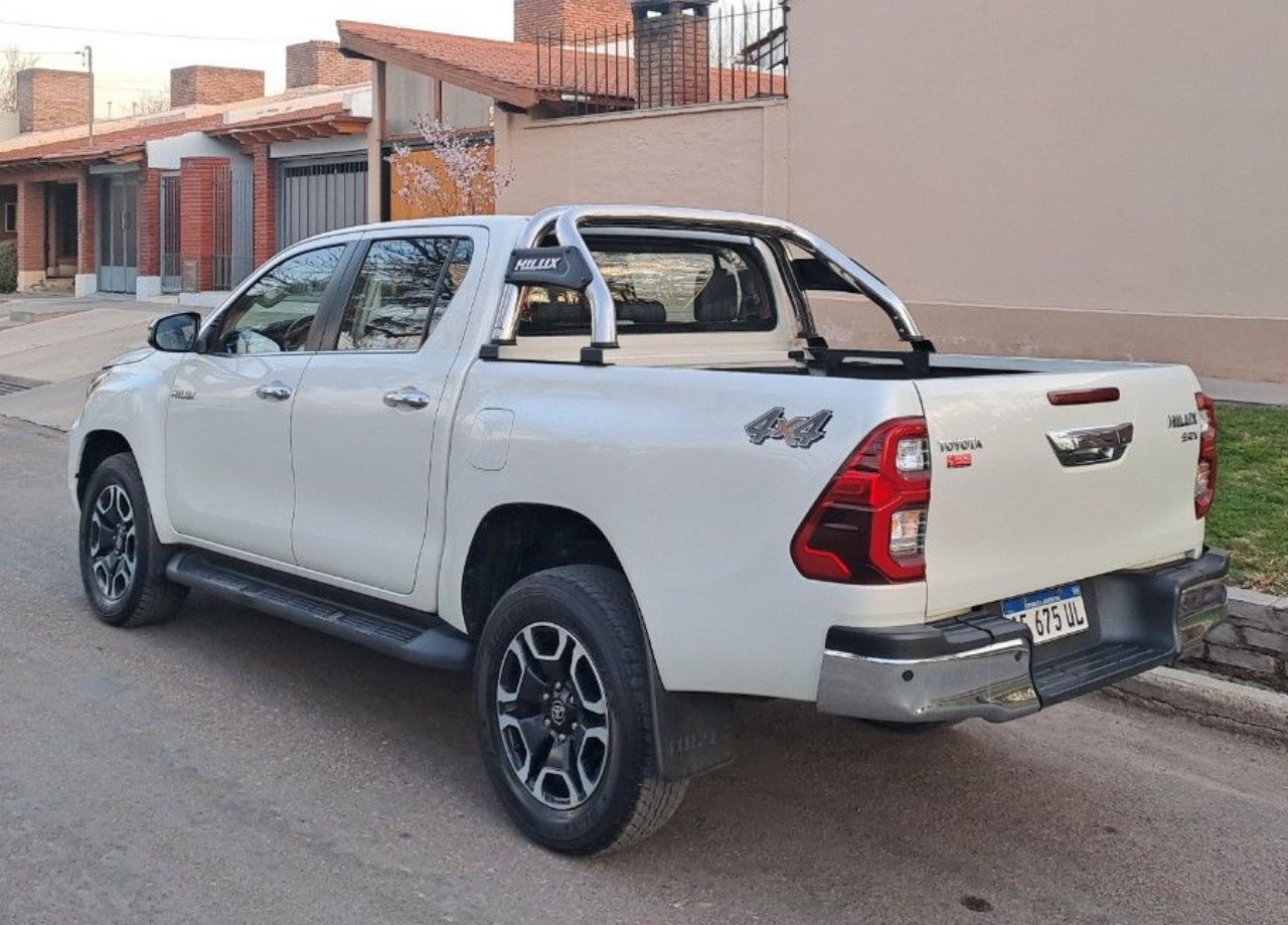 Toyota Hilux Usada en Mendoza, deRuedas