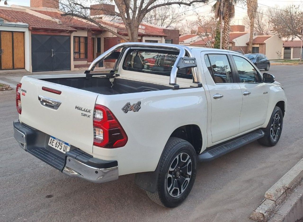 Toyota Hilux Usada en Mendoza, deRuedas