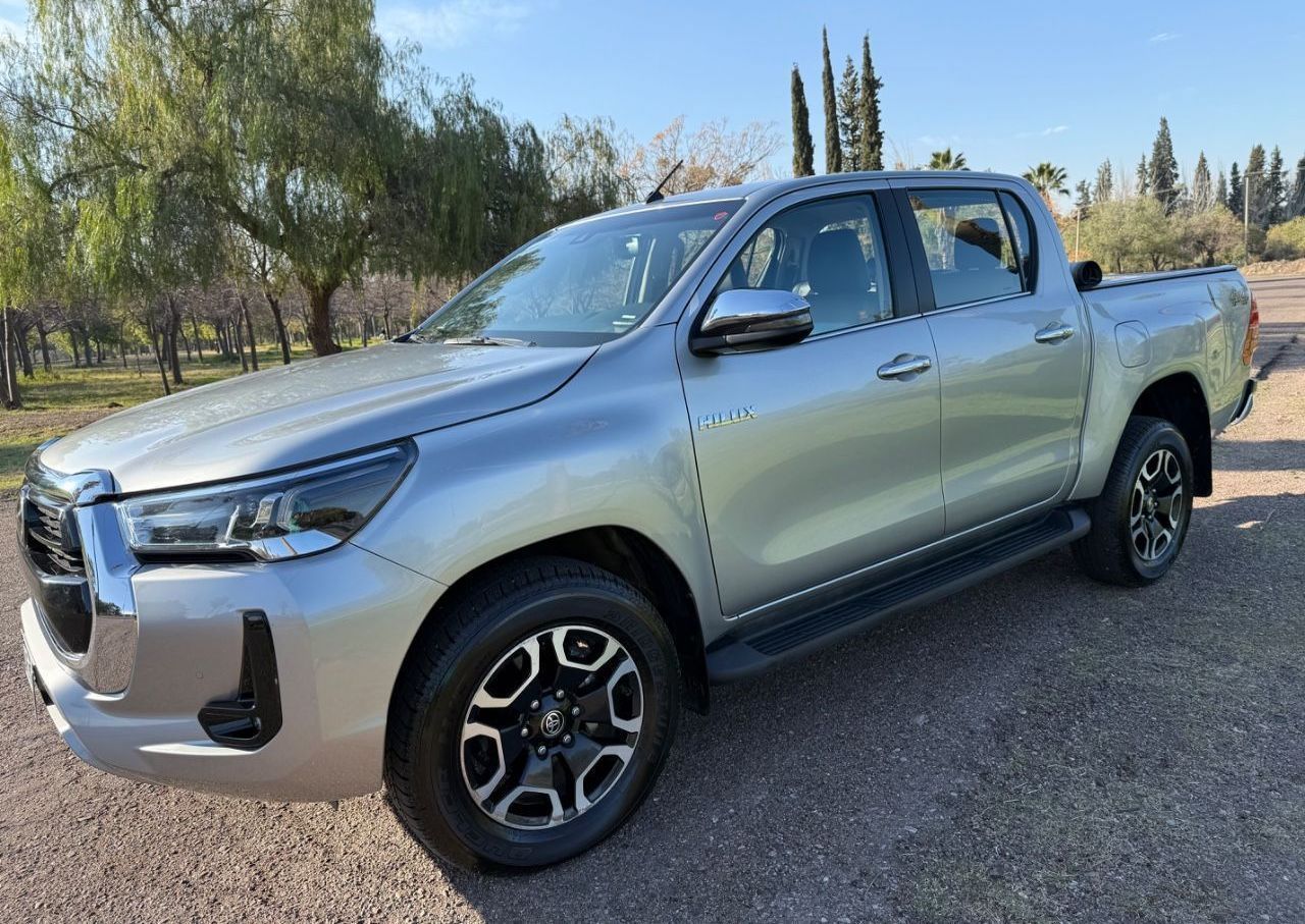Toyota Hilux Usada en Mendoza, deRuedas