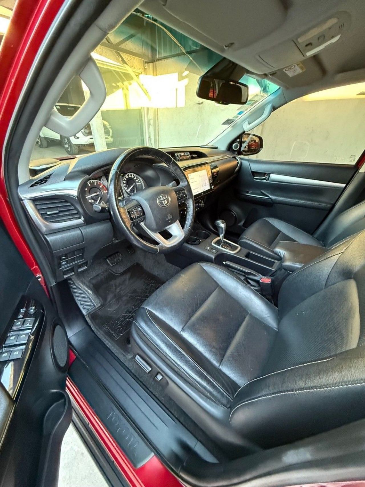 Toyota Hilux Usada Financiado en Mendoza, deRuedas