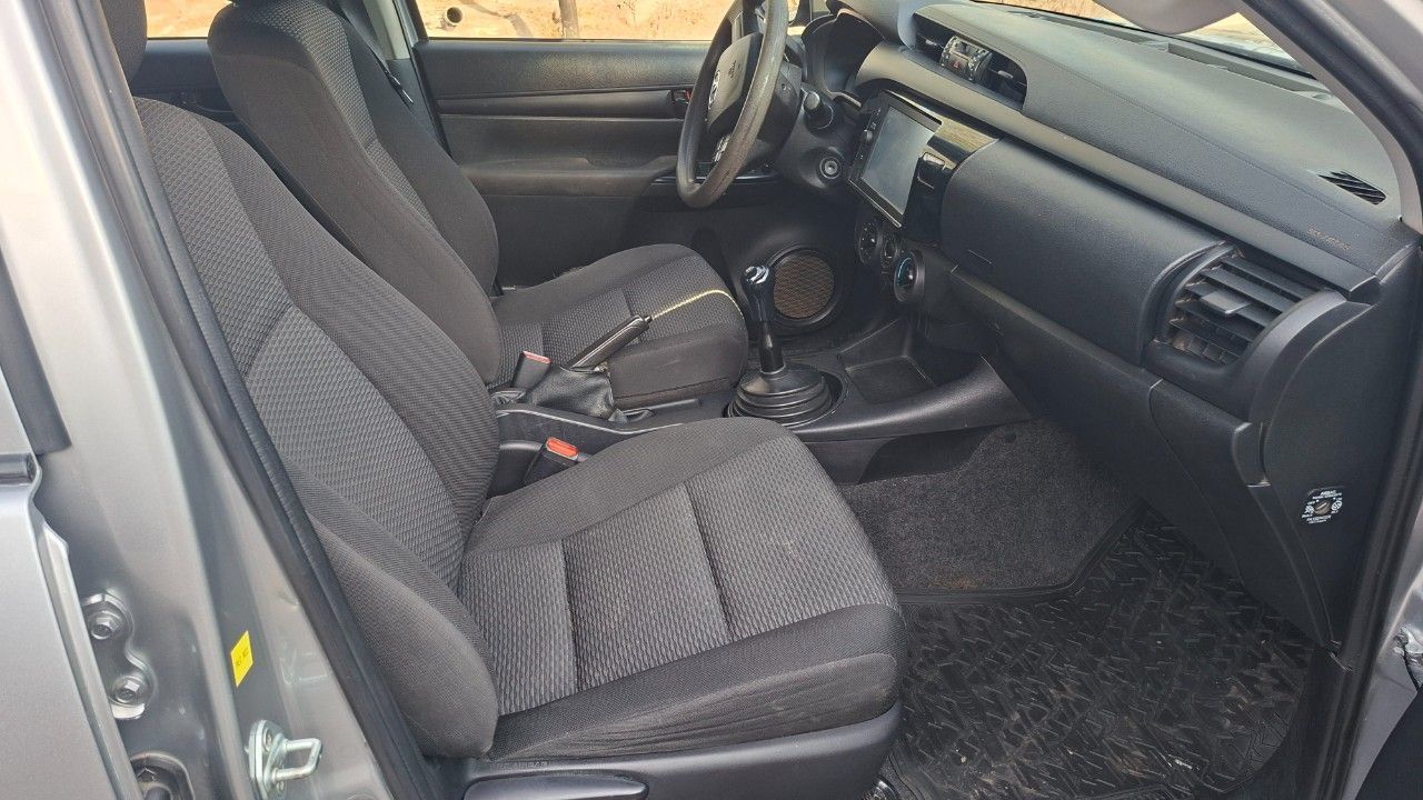 Toyota Hilux Usada Financiado en Mendoza, deRuedas