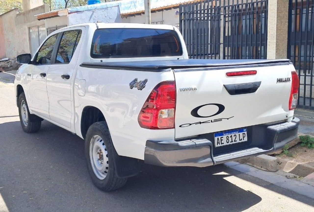 Toyota Hilux Usada en Mendoza, deRuedas