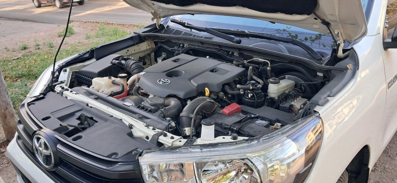 Toyota Hilux Usada en Mendoza, deRuedas