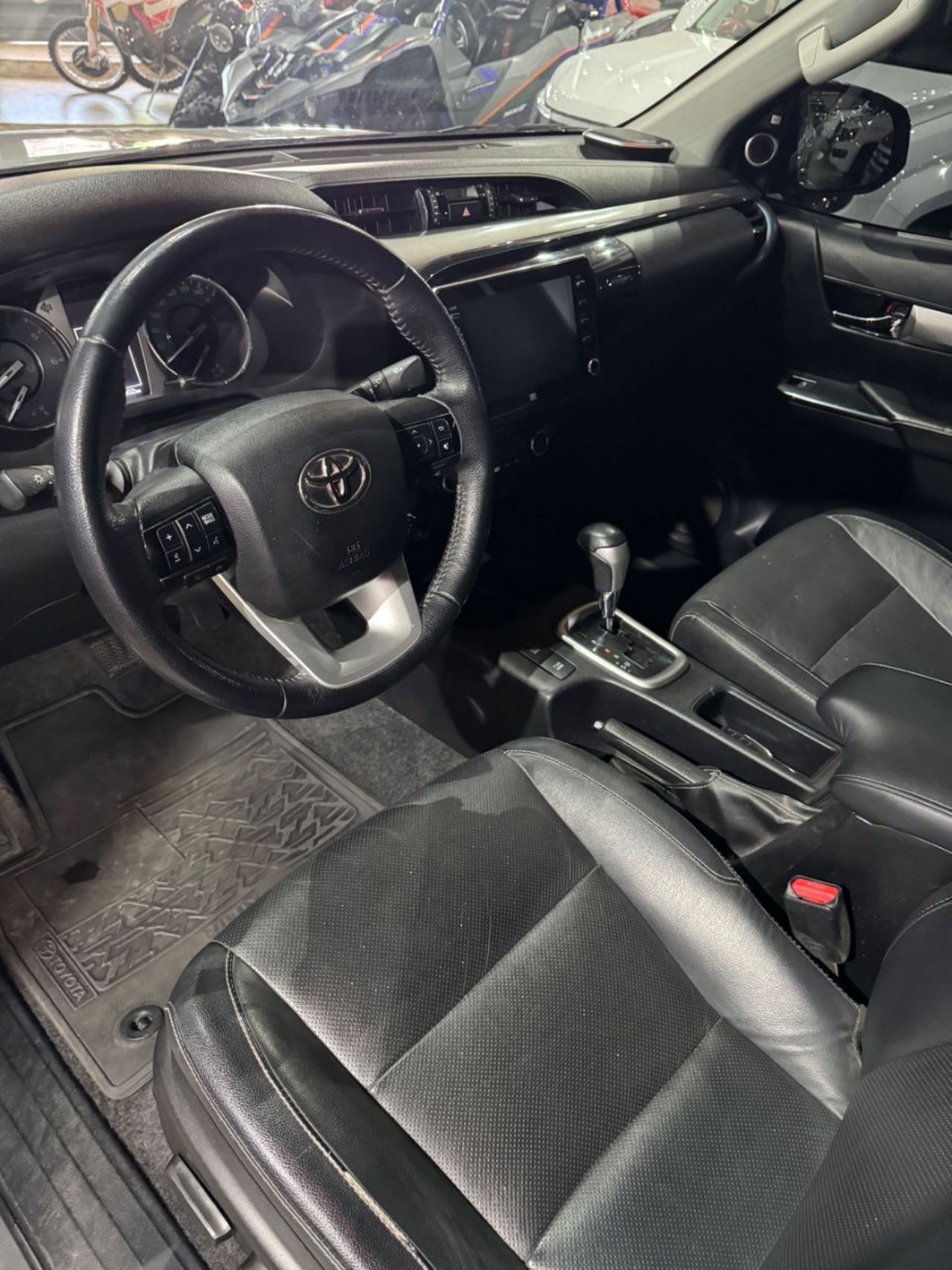 Toyota Hilux Usada Financiado en San Juan, deRuedas