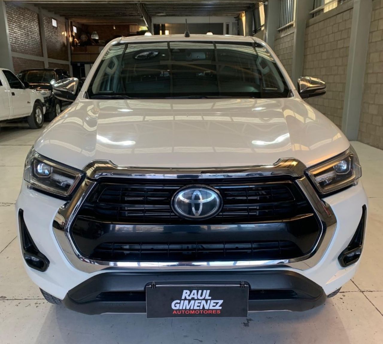 Toyota Hilux Usada Financiado en Mendoza, deRuedas