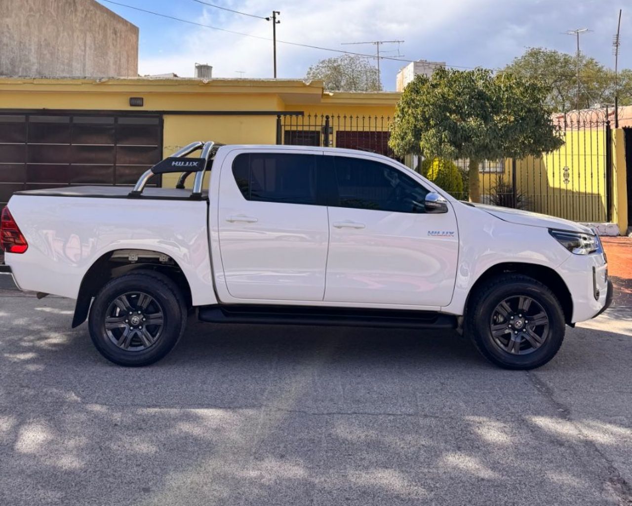Toyota Hilux Usada en Mendoza, deRuedas