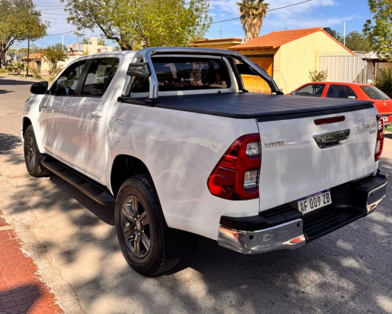 Toyota Hilux Usada en Mendoza, deRuedas