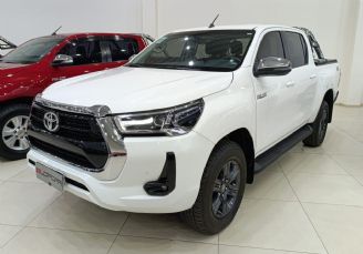 Toyota Hilux Usada en Córdoba Financiado