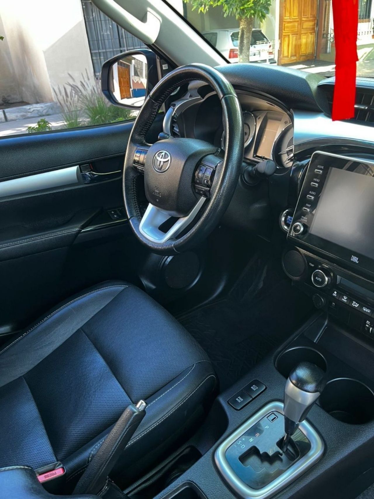 Toyota Hilux Usada en Mendoza, deRuedas