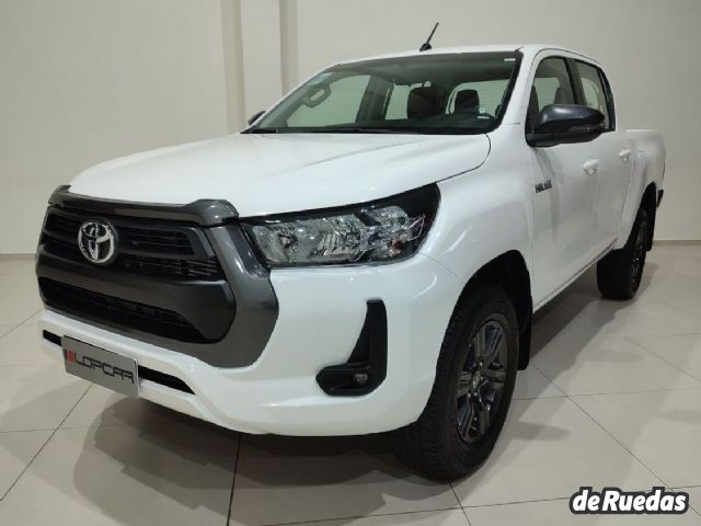 Toyota Hilux Nueva en Cordoba, deRuedas