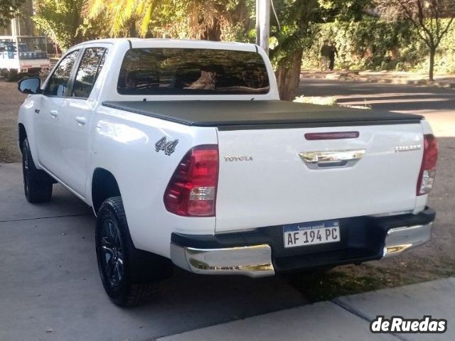 Toyota Hilux Usada en Mendoza, deRuedas