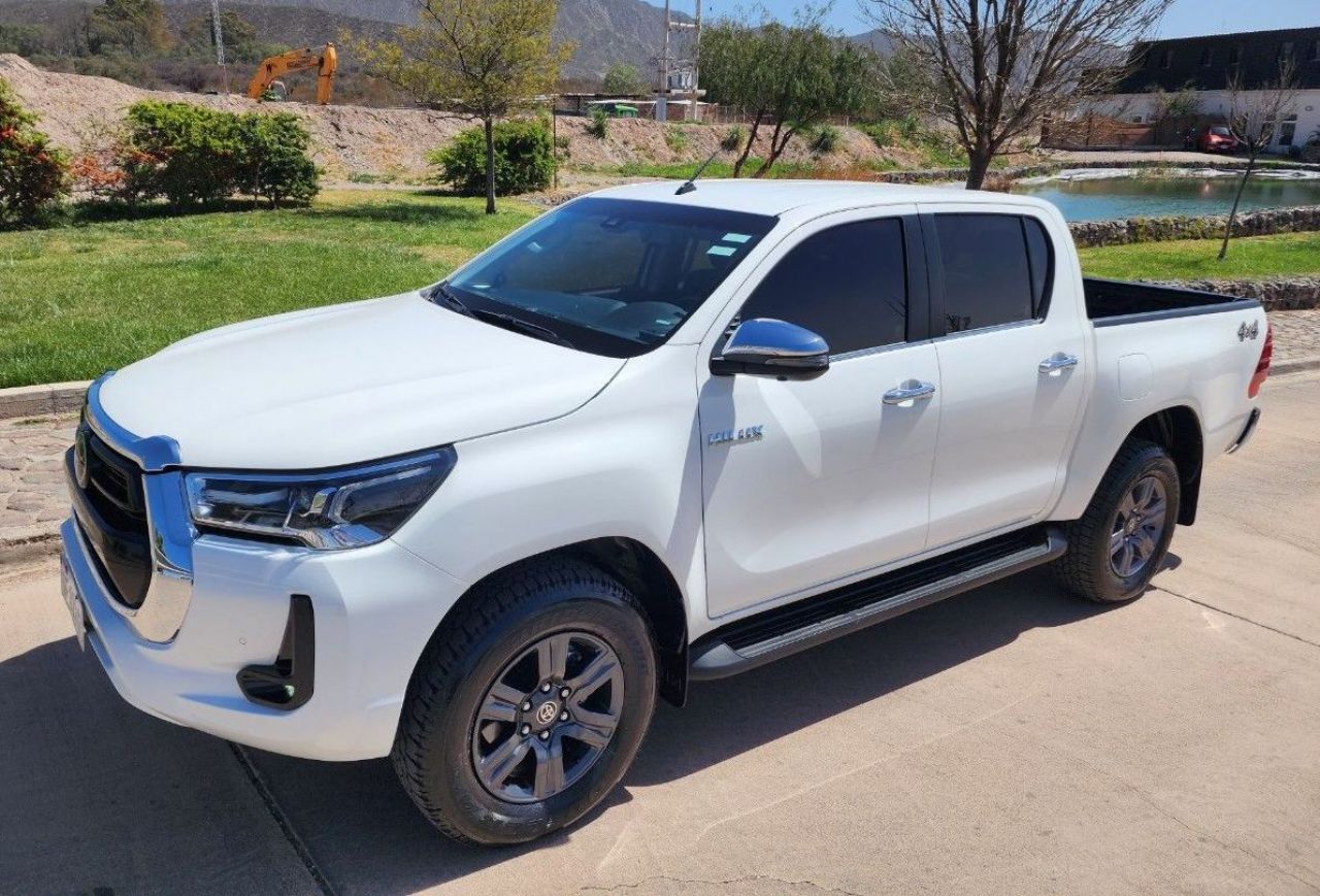 Toyota Hilux Usada en Mendoza, deRuedas