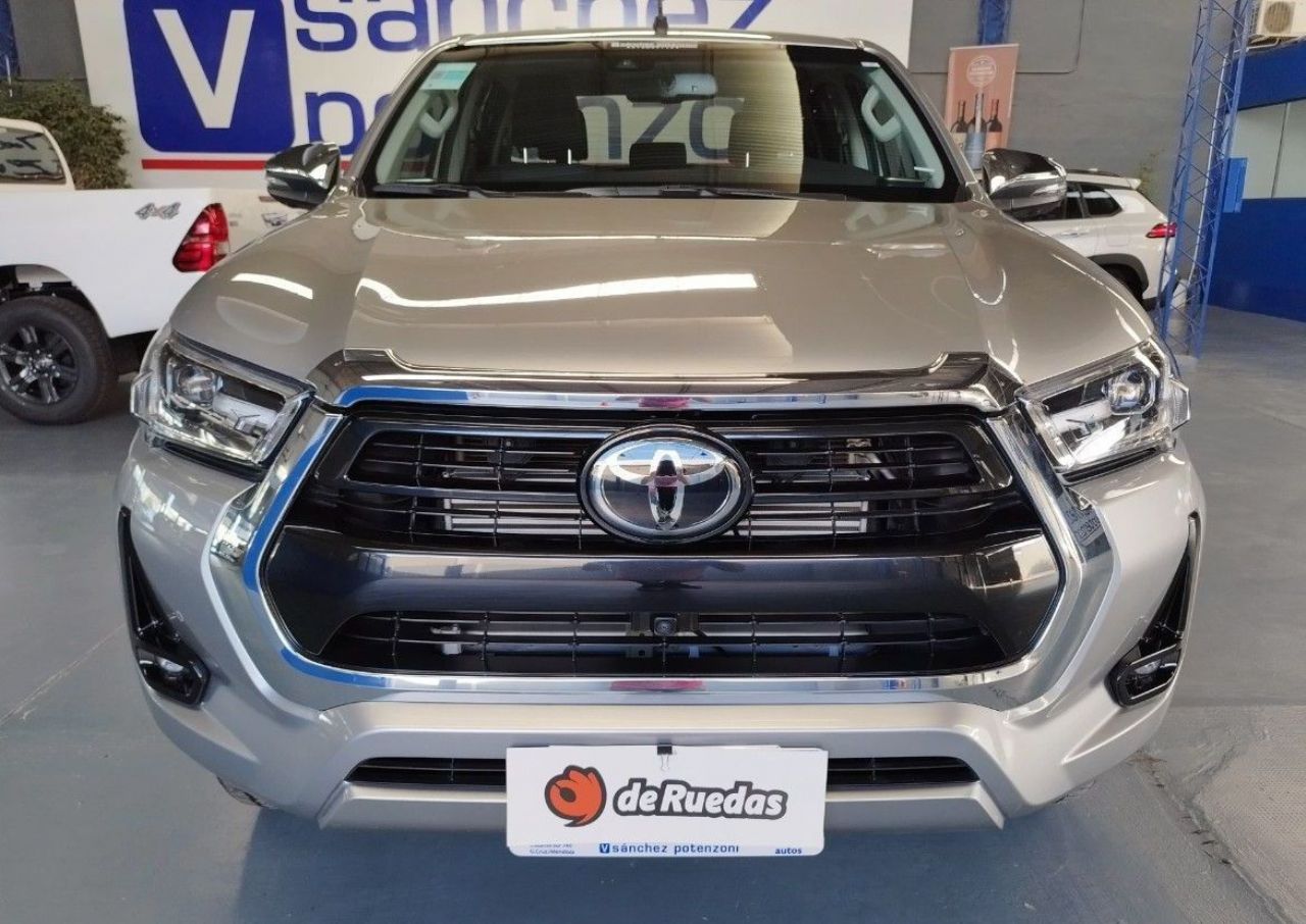 Toyota Hilux Usada en Mendoza, deRuedas