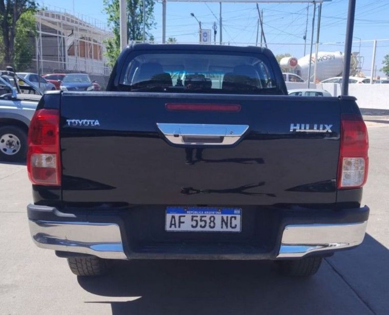 Toyota Hilux Usada en Mendoza, deRuedas