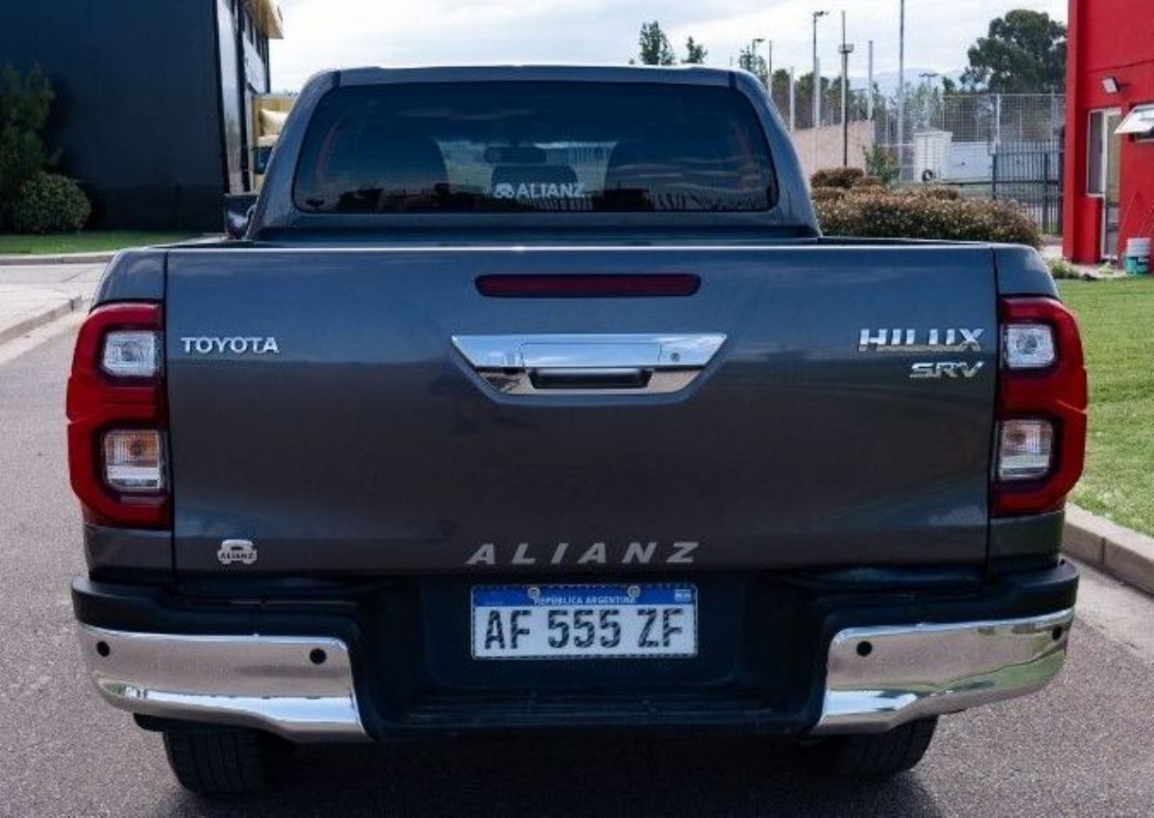 Toyota Hilux Usada en San Luis, deRuedas
