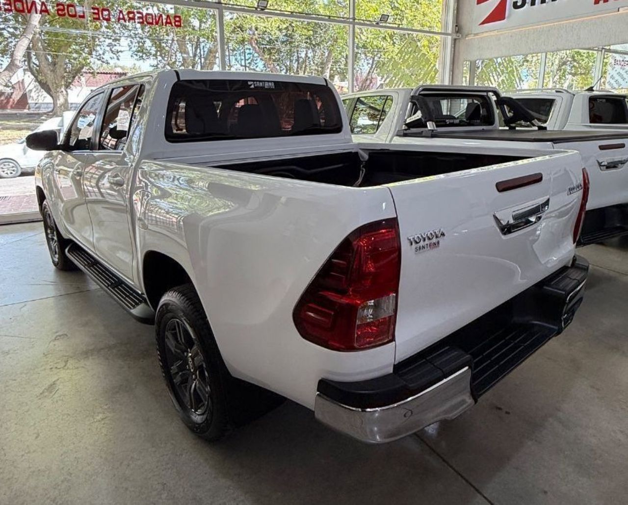 Toyota Hilux Usada Financiado en Mendoza, deRuedas