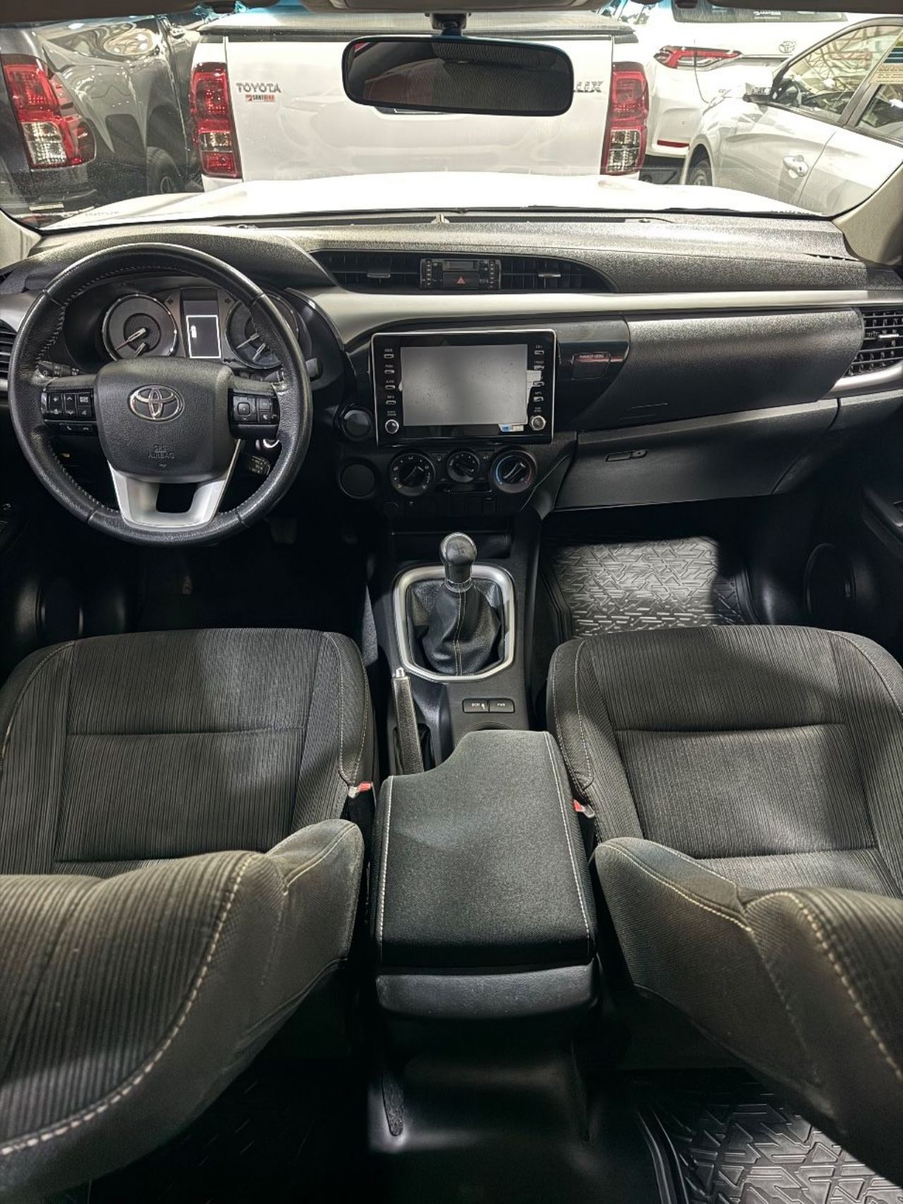 Toyota Hilux Usada Financiado en Mendoza, deRuedas