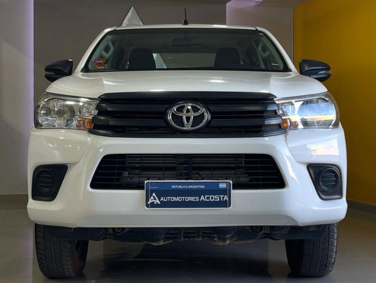 Toyota Hilux Usada Financiado en San Juan, deRuedas