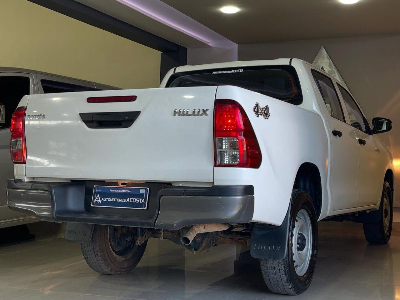 Toyota Hilux Usada Financiado en San Juan, deRuedas