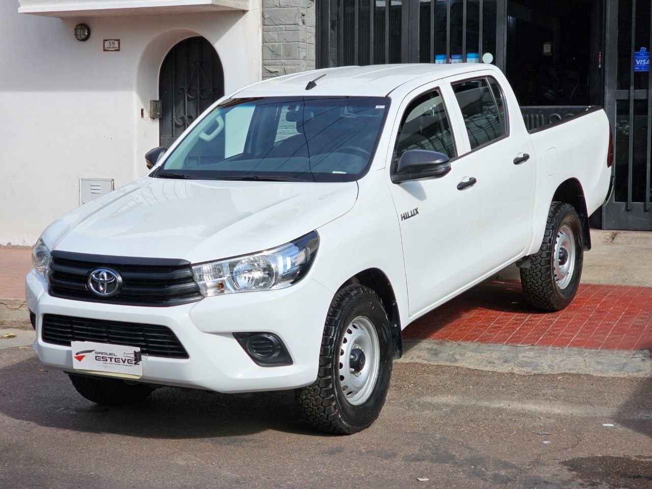 Toyota Hilux Usada Financiado en Mendoza, deRuedas