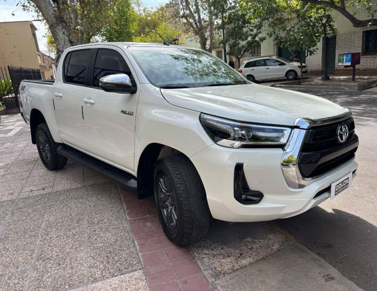 Toyota Hilux Usada Financiado en Mendoza, deRuedas