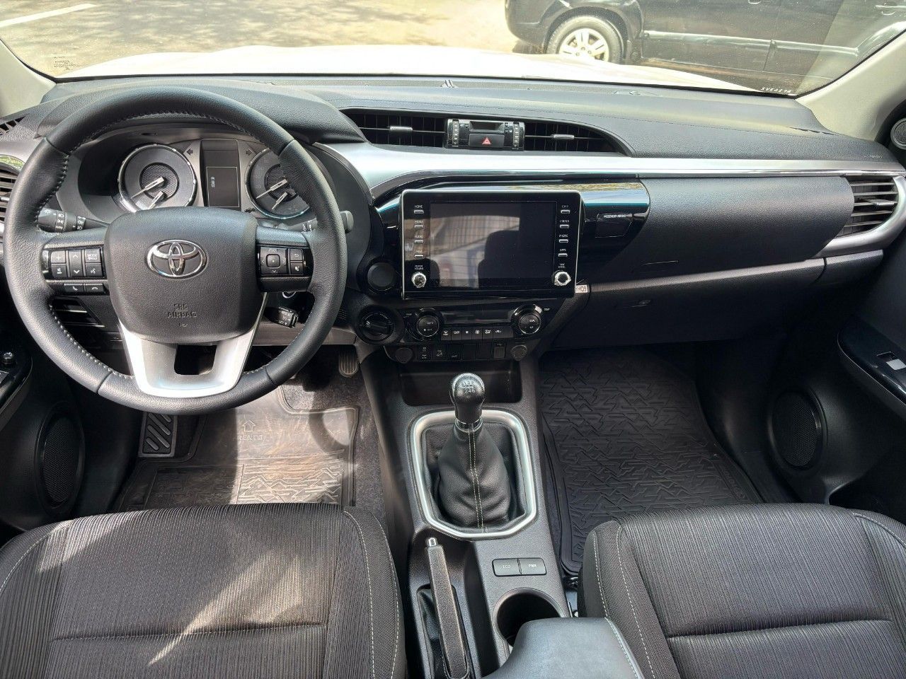 Toyota Hilux Usada Financiado en Mendoza, deRuedas
