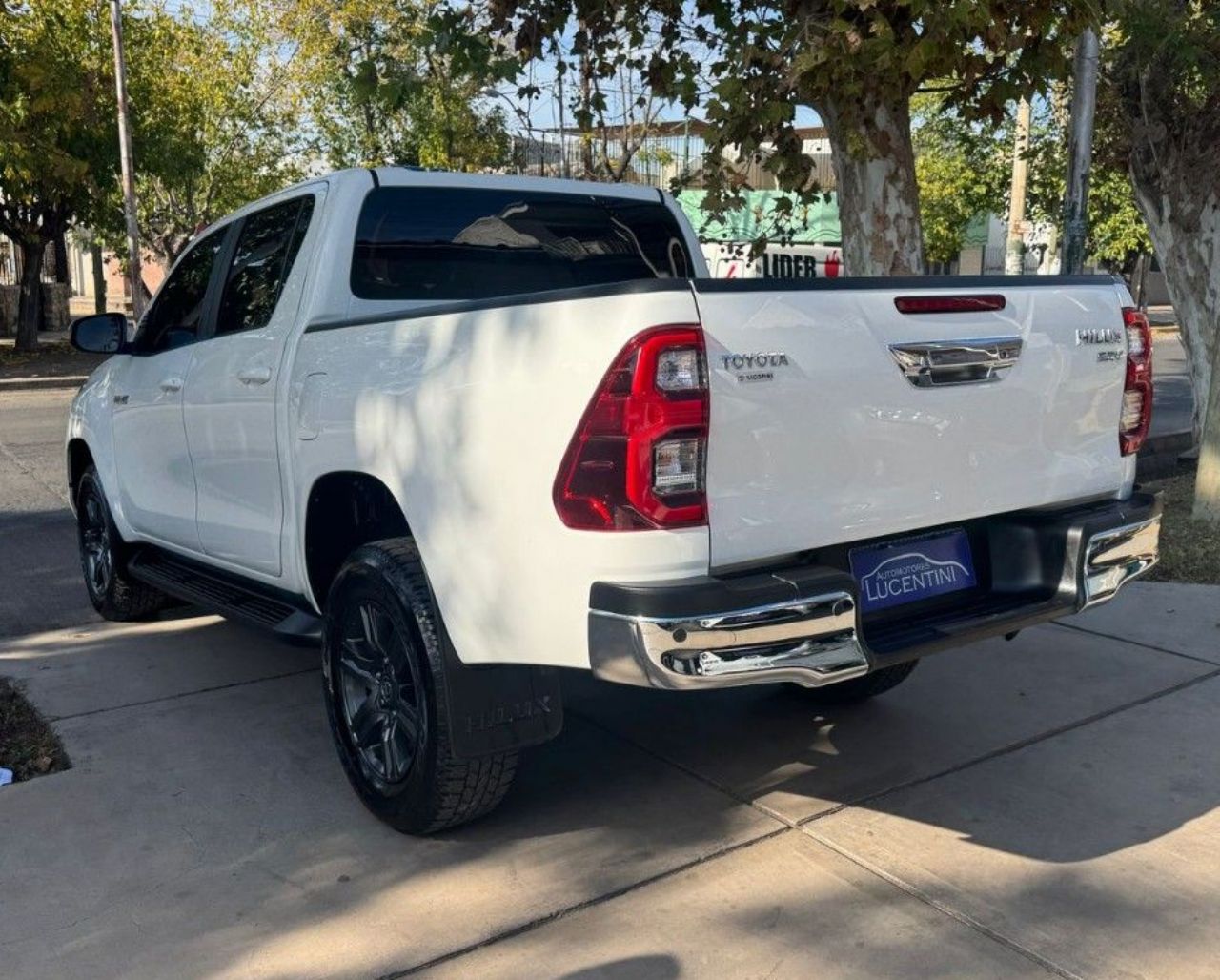 Toyota Hilux Usada Financiado en Mendoza, deRuedas