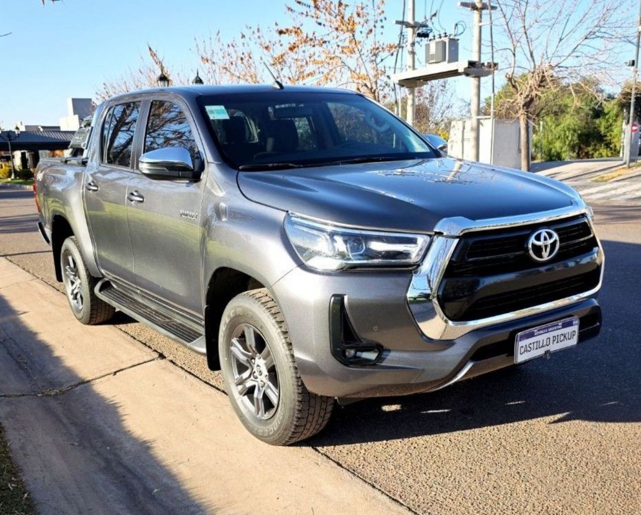 Toyota Hilux Usada Financiado en Mendoza, deRuedas