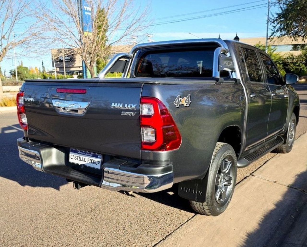 Toyota Hilux Usada Financiado en Mendoza, deRuedas