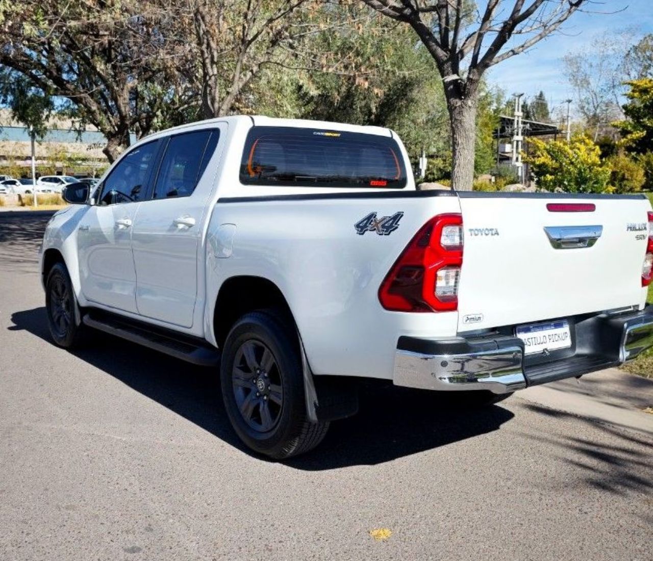 Toyota Hilux Usada Financiado en Mendoza, deRuedas