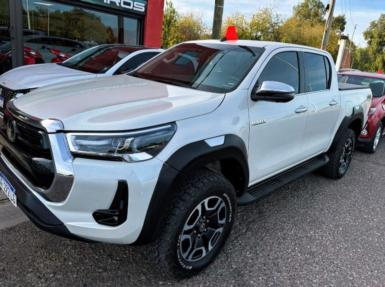 Toyota Hilux Usada en San Juan, deRuedas