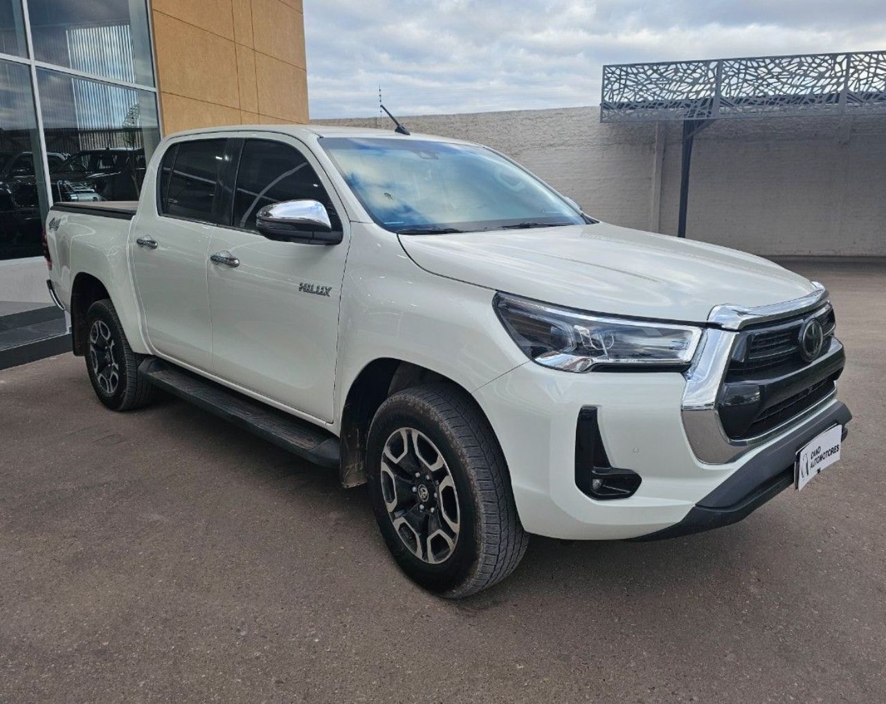 Toyota Hilux Usada Financiado en Mendoza, deRuedas