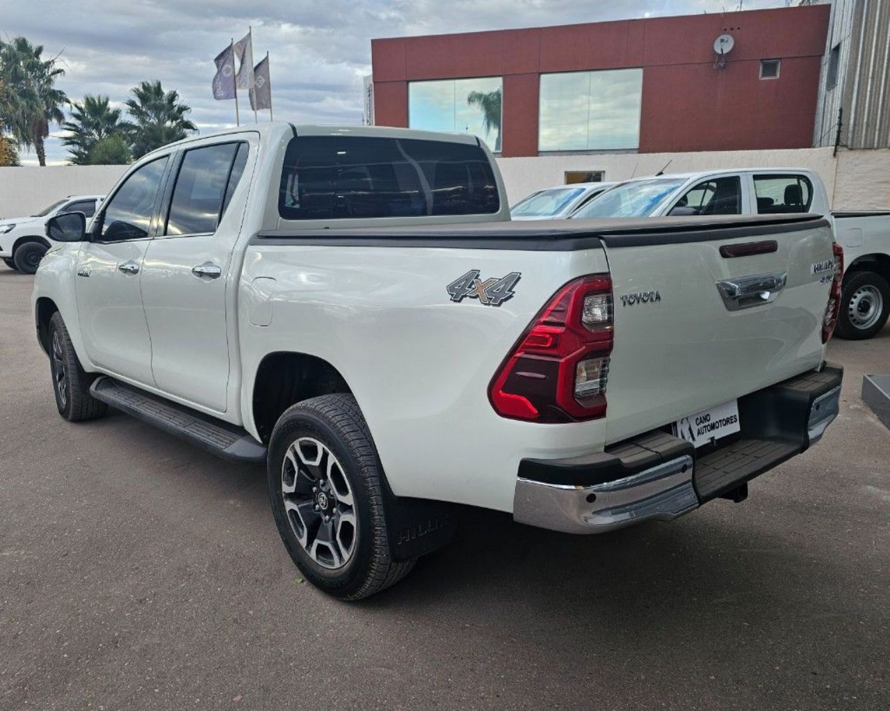 Toyota Hilux Usada Financiado en Mendoza, deRuedas