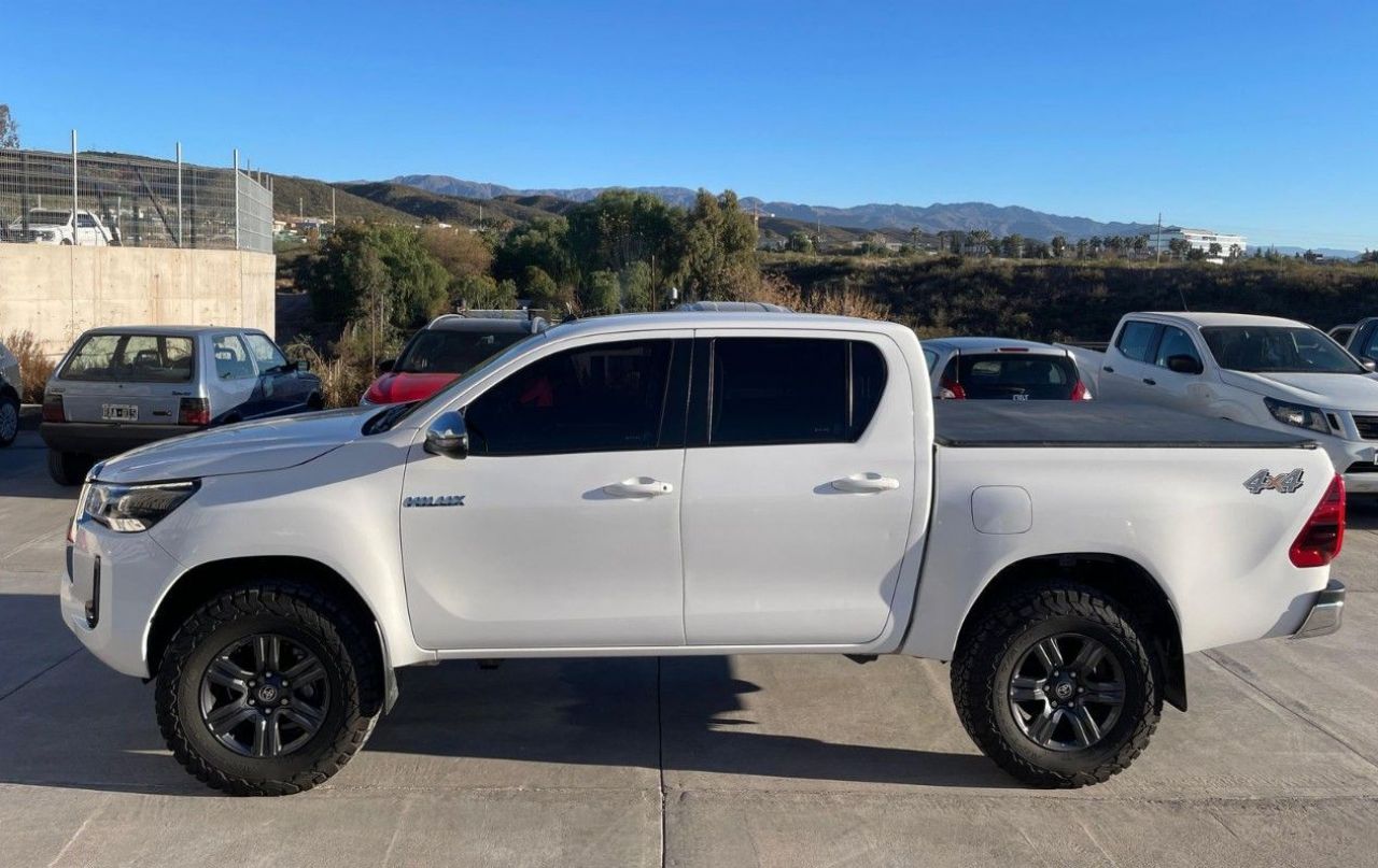Toyota Hilux Usada en Mendoza, deRuedas