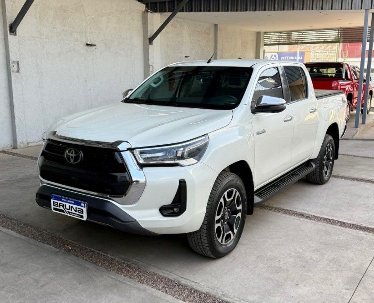 Toyota Hilux Usada Financiado en Mendoza, deRuedas