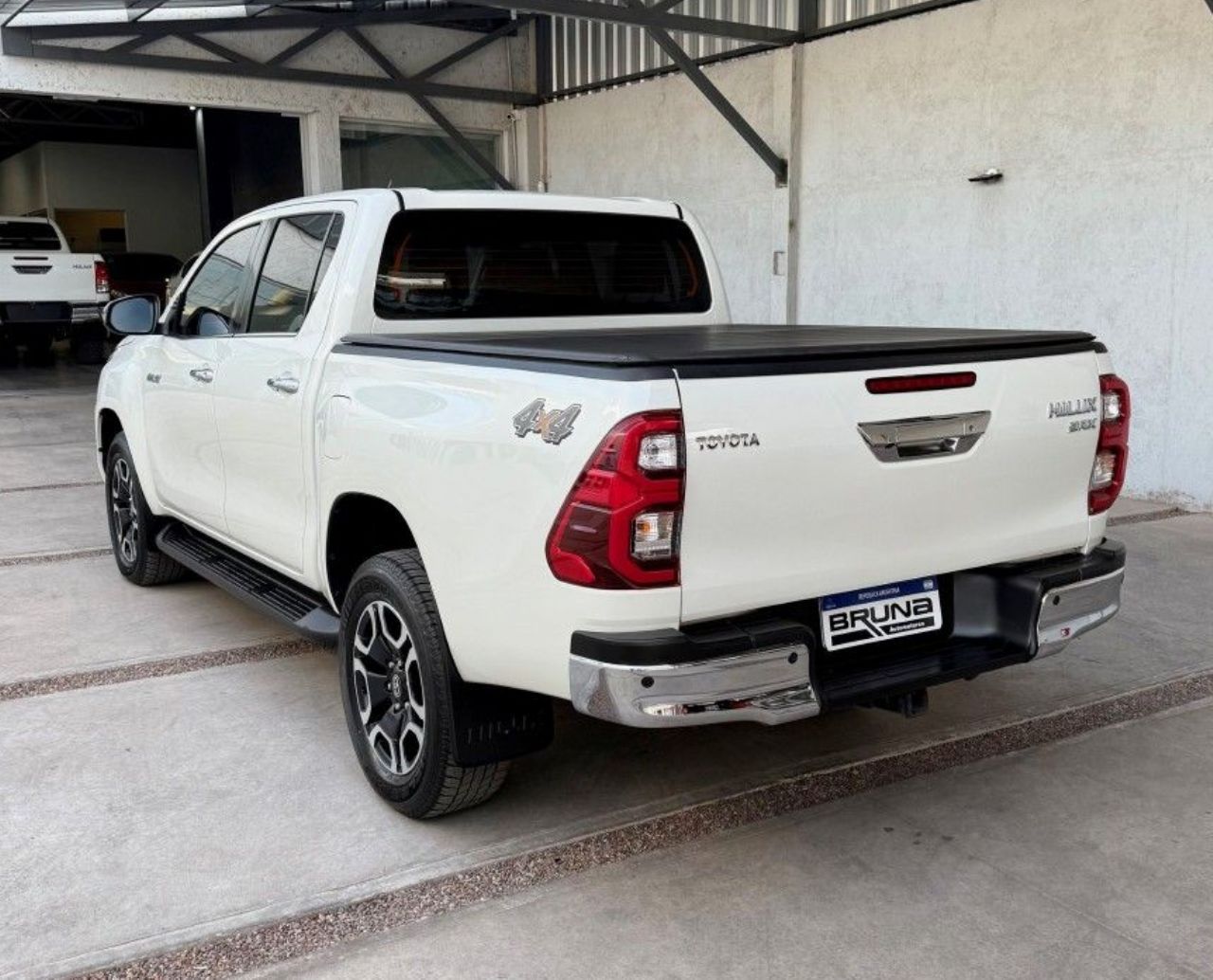 Toyota Hilux Usada Financiado en Mendoza, deRuedas