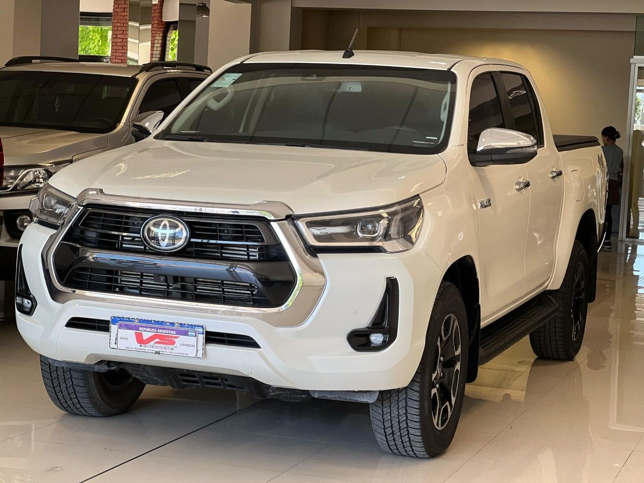Toyota Hilux Usada Financiado en Mendoza, deRuedas