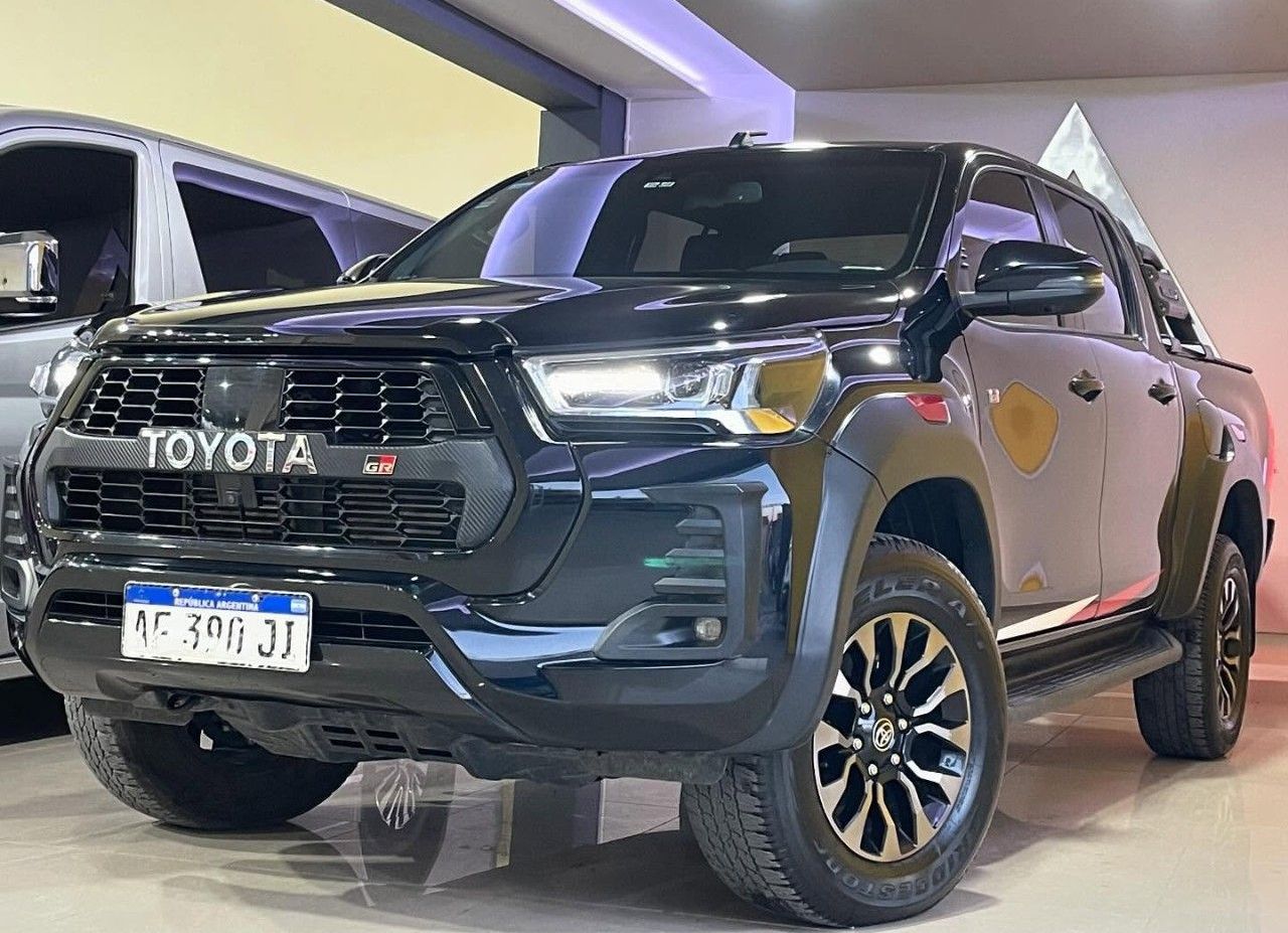 Toyota Hilux Usada Financiado en San Juan, deRuedas