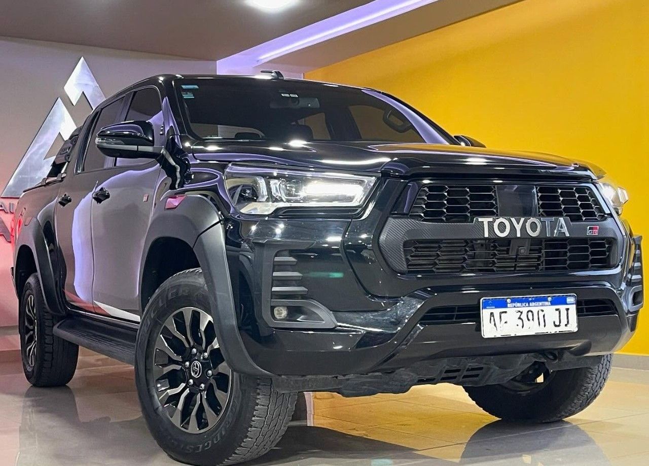 Toyota Hilux Usada Financiado en San Juan, deRuedas