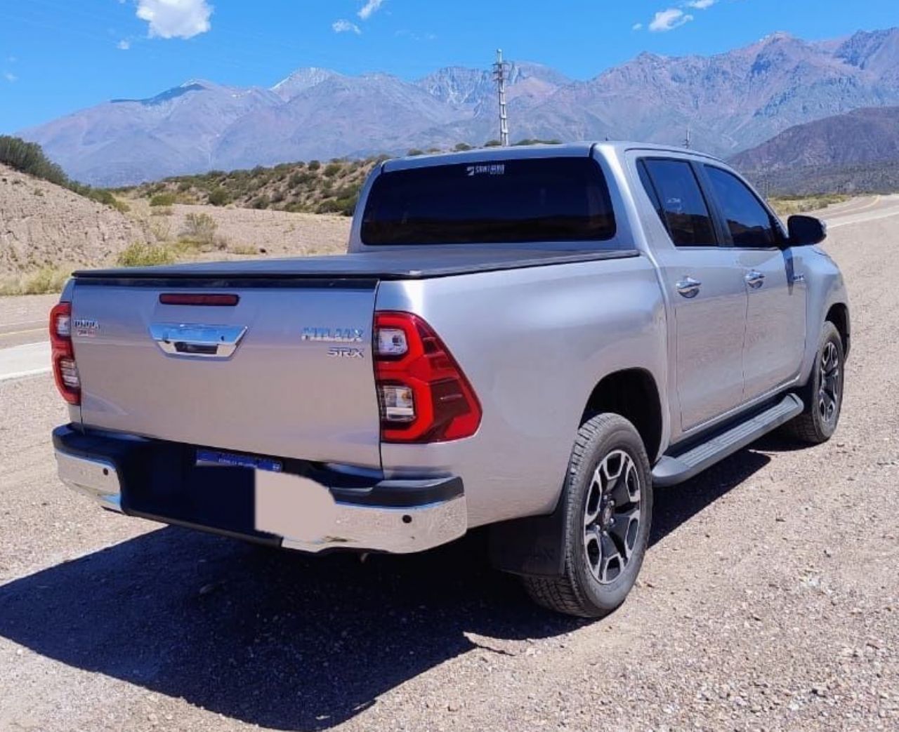 Toyota Hilux Usada en Mendoza, deRuedas