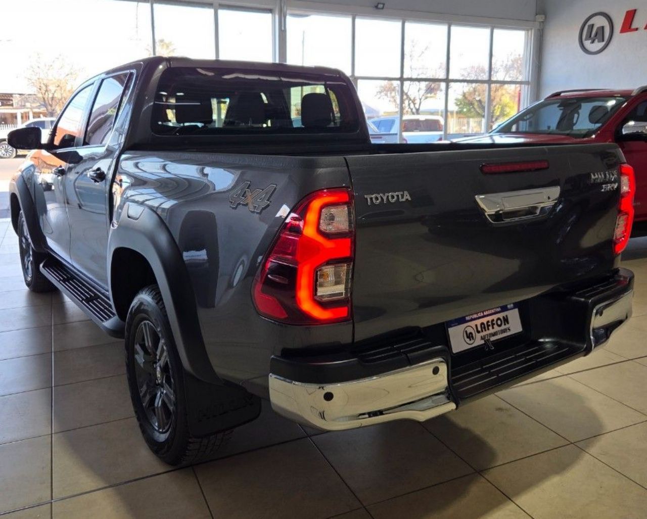 Toyota Hilux Usada Financiado en Mendoza, deRuedas