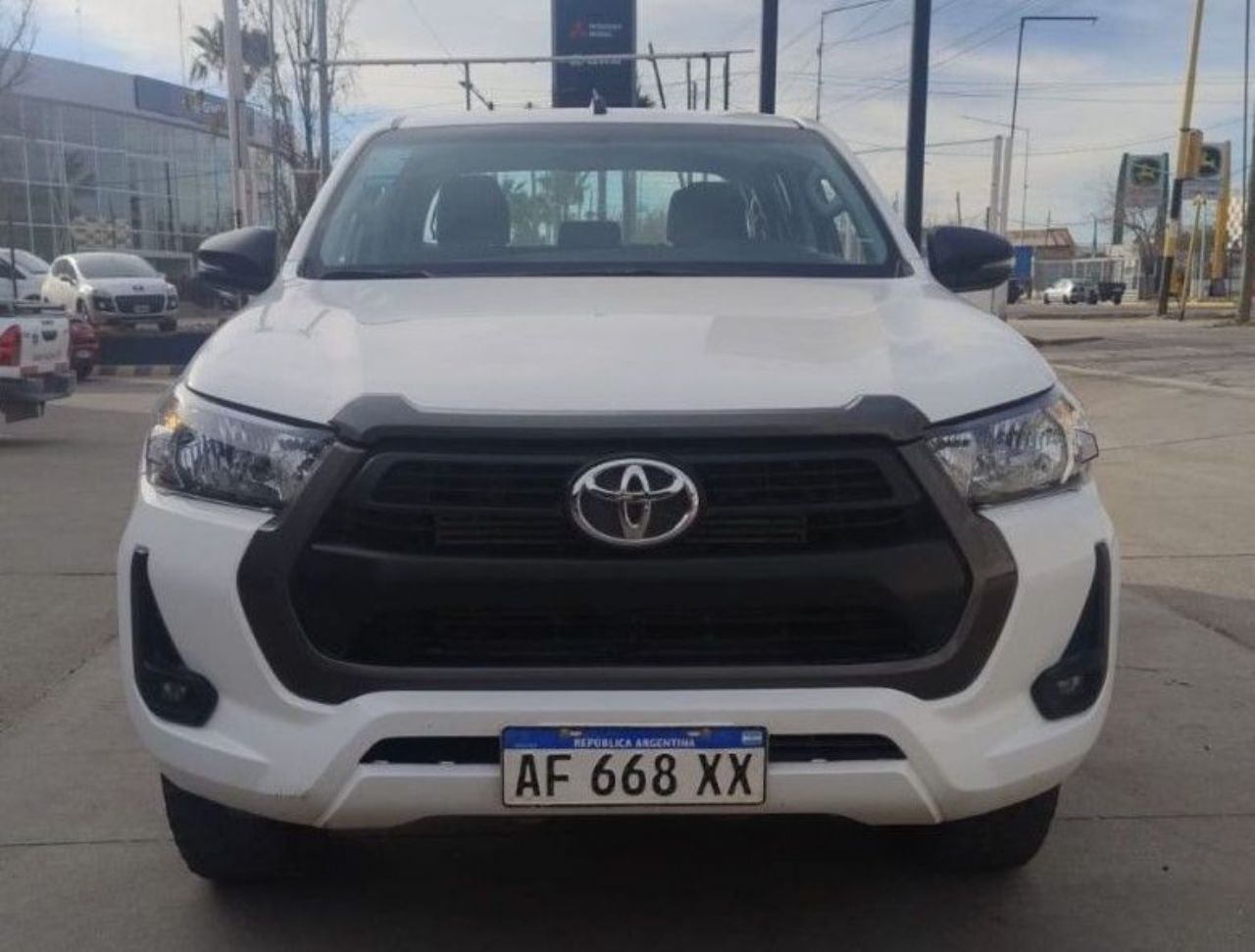 Toyota Hilux Usada en Mendoza, deRuedas