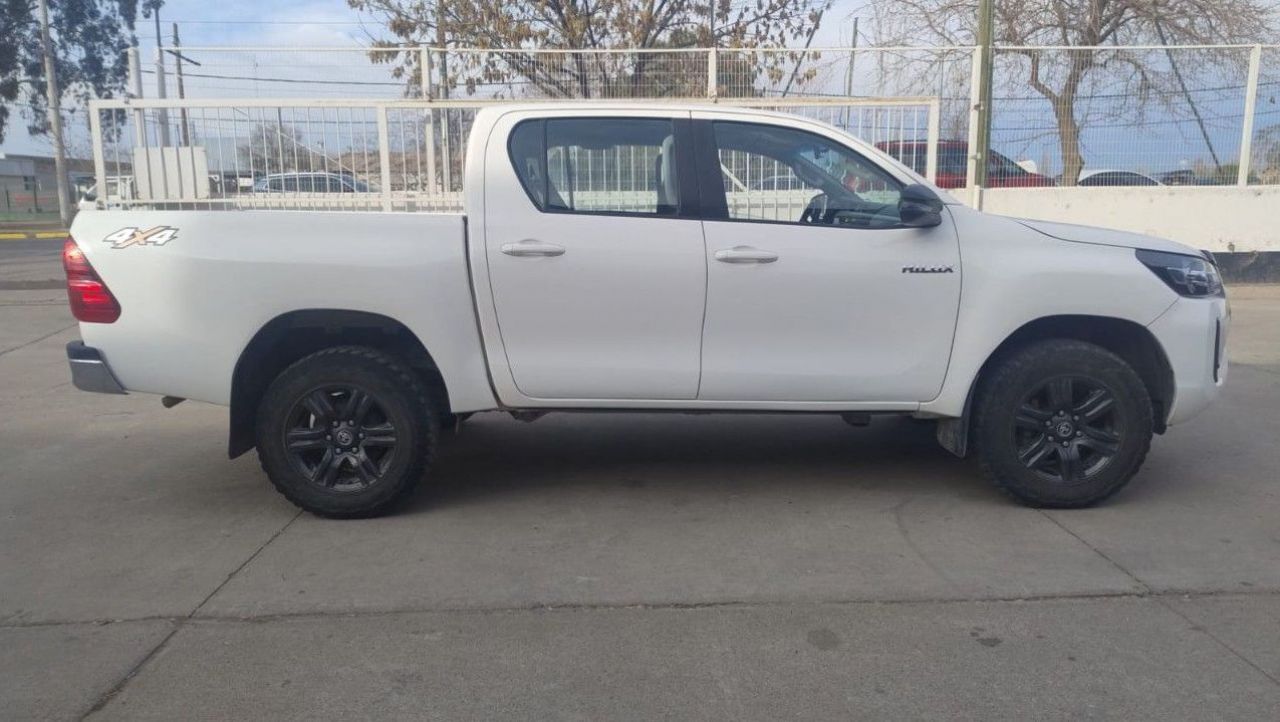 Toyota Hilux Usada en Mendoza, deRuedas