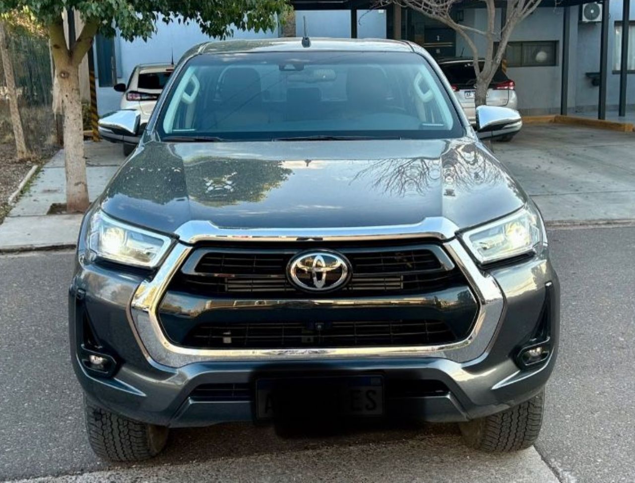 Toyota Hilux Usada en Mendoza, deRuedas